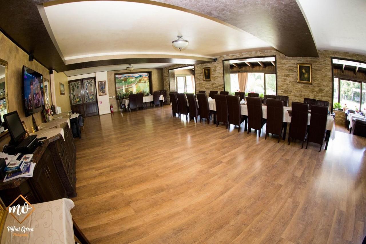 Hanul Simon Pensiune & Restaurant Bran  Dış mekan fotoğraf