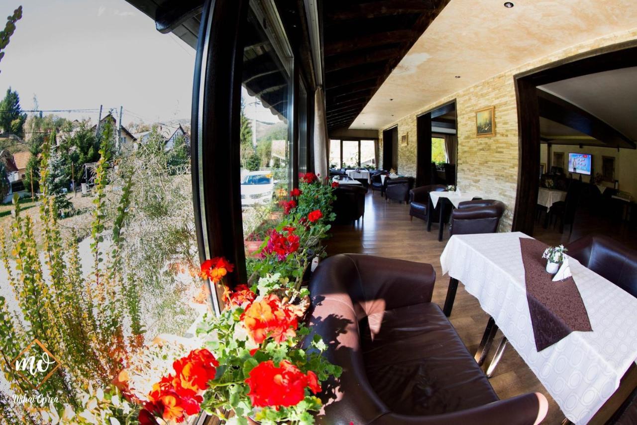 Hanul Simon Pensiune & Restaurant Bran  Dış mekan fotoğraf