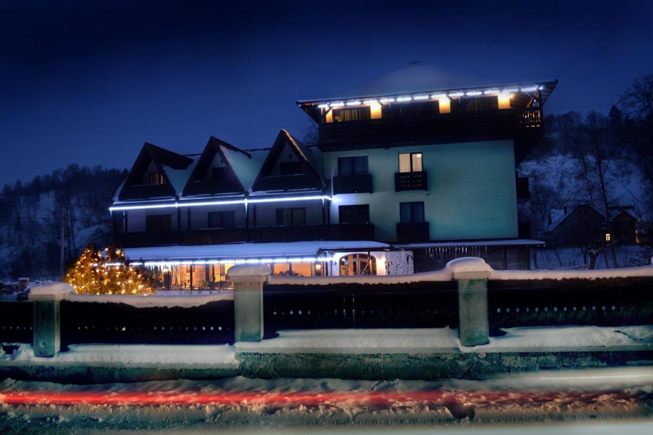 Hanul Simon Pensiune & Restaurant Bran  Dış mekan fotoğraf