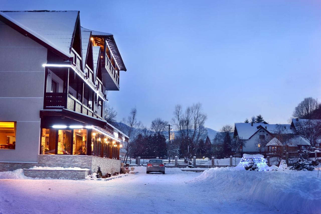 Hanul Simon Pensiune & Restaurant Bran  Dış mekan fotoğraf