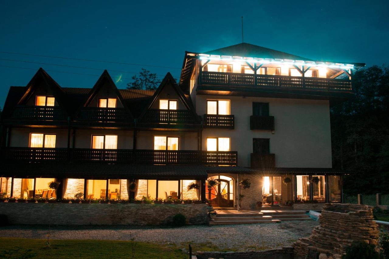 Hanul Simon Pensiune & Restaurant Bran  Dış mekan fotoğraf
