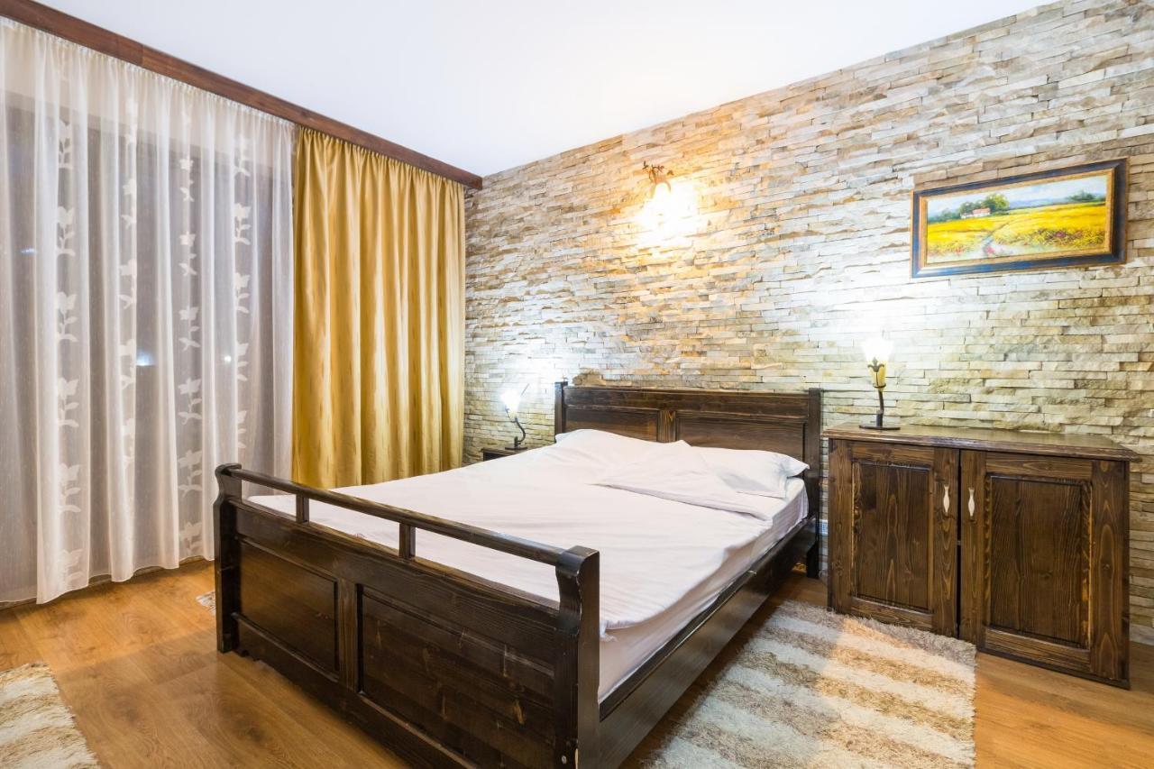 Hanul Simon Pensiune & Restaurant Bran  Dış mekan fotoğraf
